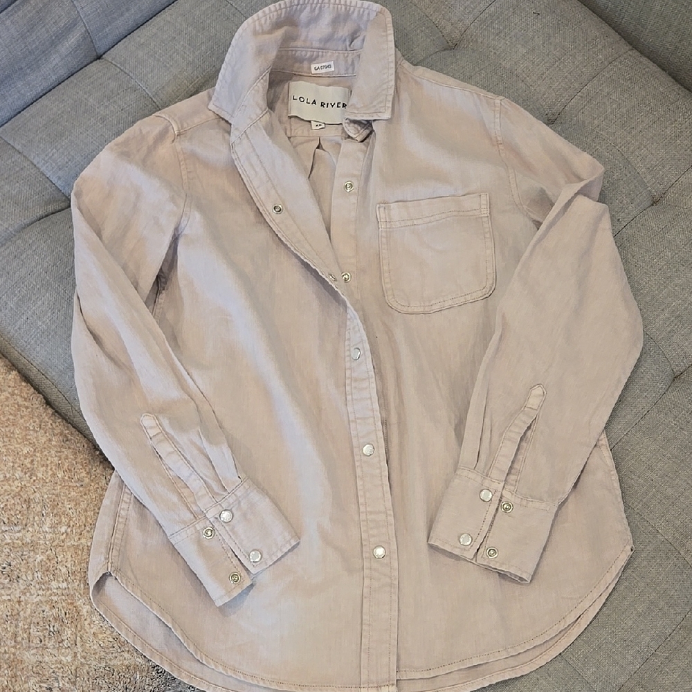Lola River Light Gray Button-Up Shirt